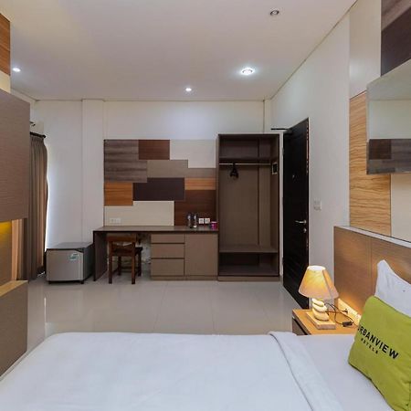 Urbanview Hotel Wg Jimbaran Bali Ungasan Esterno foto