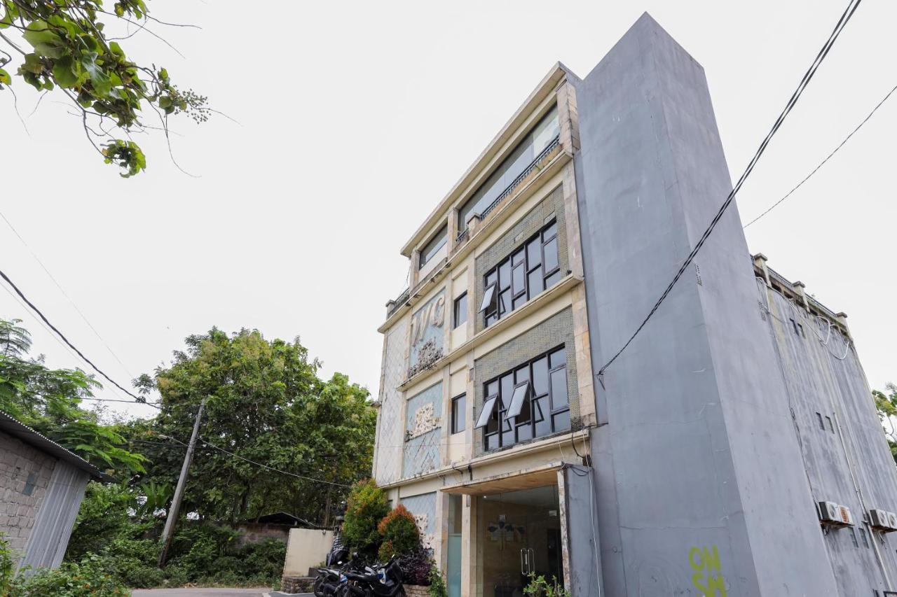 Urbanview Hotel Wg Jimbaran Bali Ungasan Esterno foto